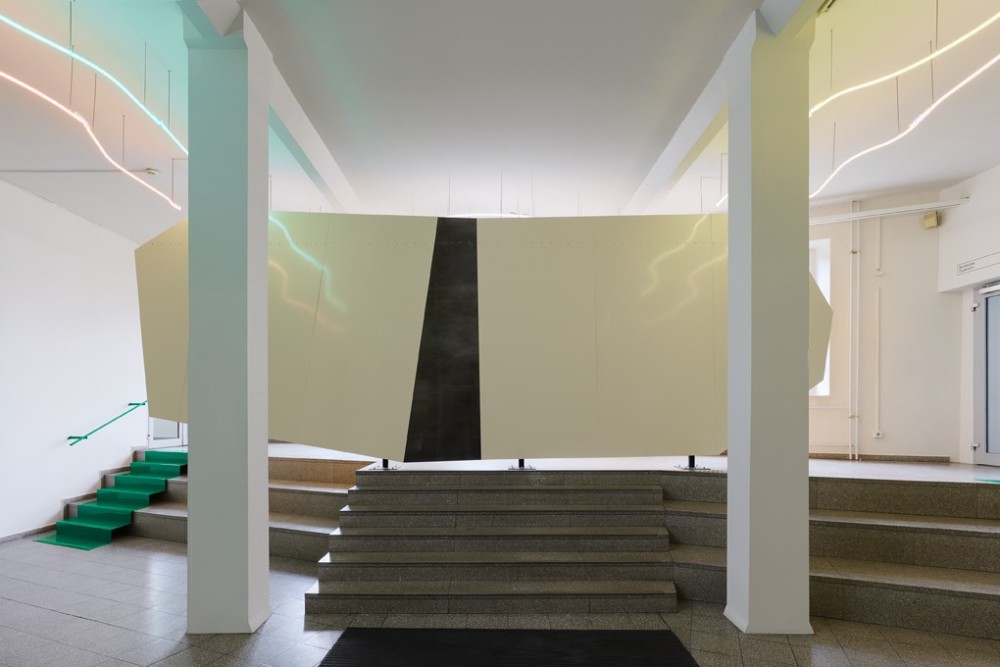 Claudia Piepenbrock — Trigger & Trap, 2021